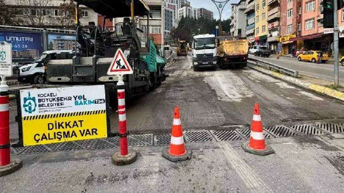 Kocaeli Santral Rampası’nda yol çalışmaları tamamlanıyor
