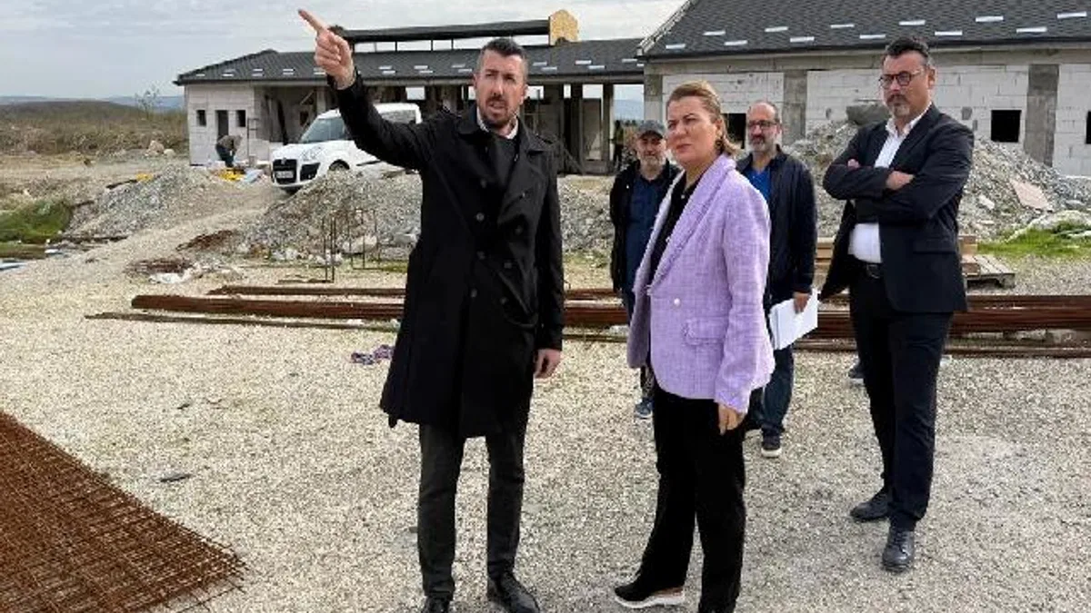 Koaceli İzmit’te Dost Pati Yaşam Alanı çalışmaları hızla sürüyor