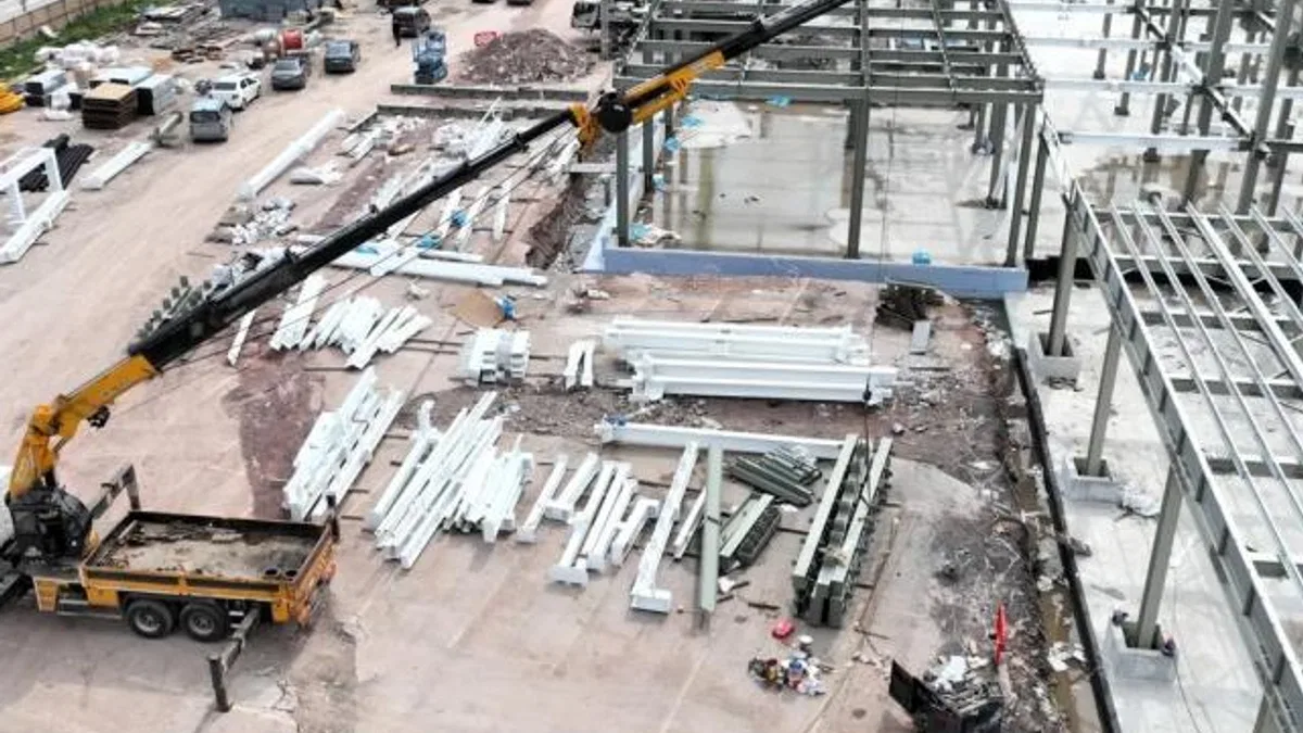 Kocaeli'de yapılar yükseliyor, merkez şeklini alıyor