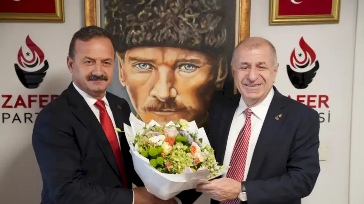 Özdağ ve Ağıraloğlu'dan 'erken seçim' yorumu: Baskın seçimi gizleme girişimi olabilir