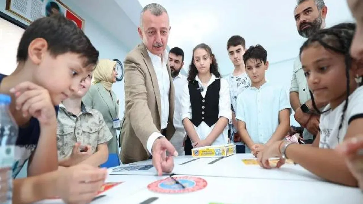 Kocaeli'de 30 bin öğrenci bu haberi bekliyordu... Eğitim desteklerinde ilk taksitler yattı!
