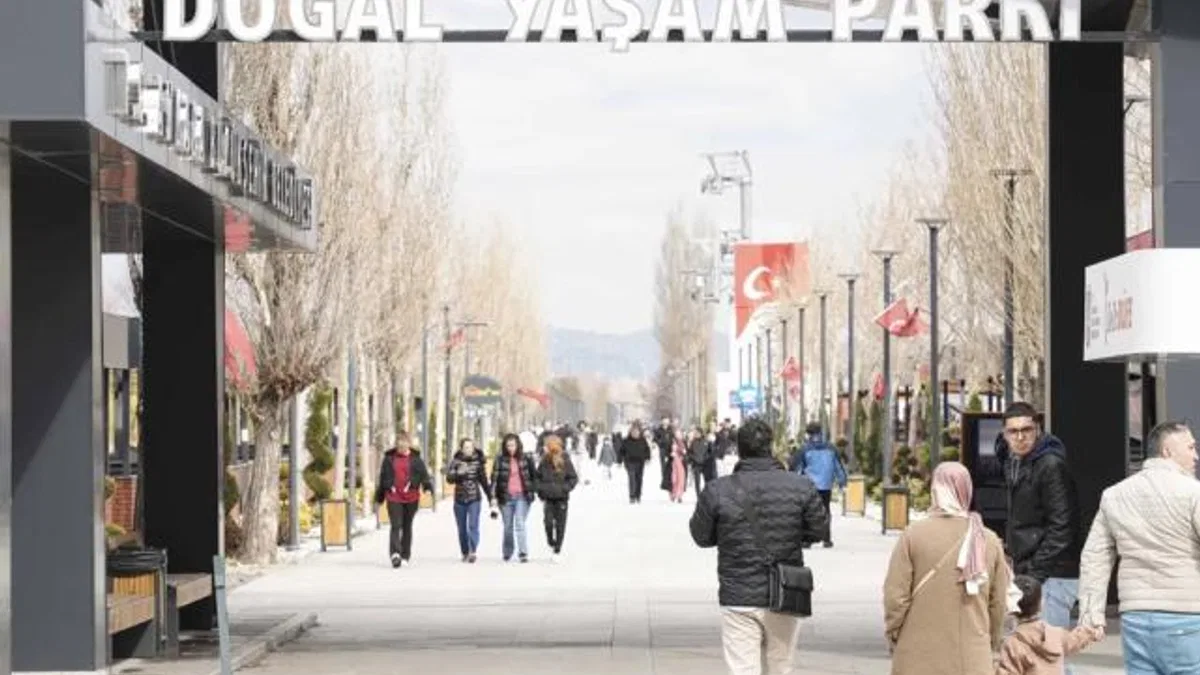 Başkentliler bayramı Büyükşehir’in parklarında kutladı