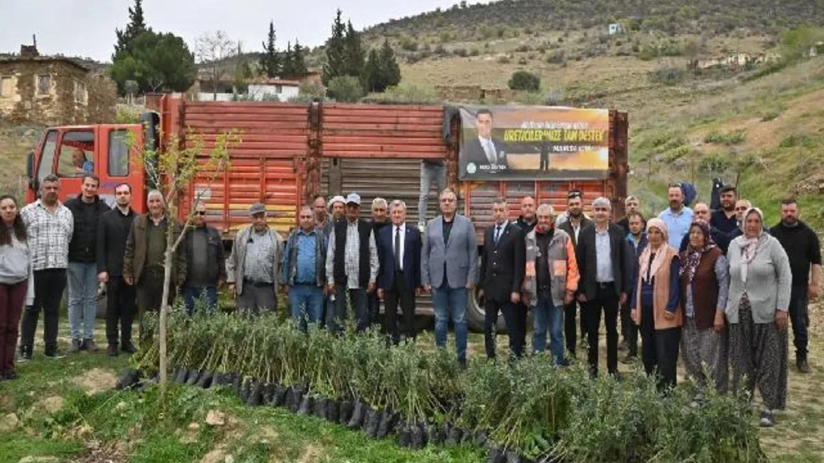 Manisa Büyükşehir yanan alanları yeşillendiriyor