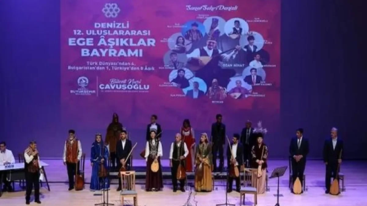 Denizli’de Aşıklar Bayramı kültür şölenine dönüştü
