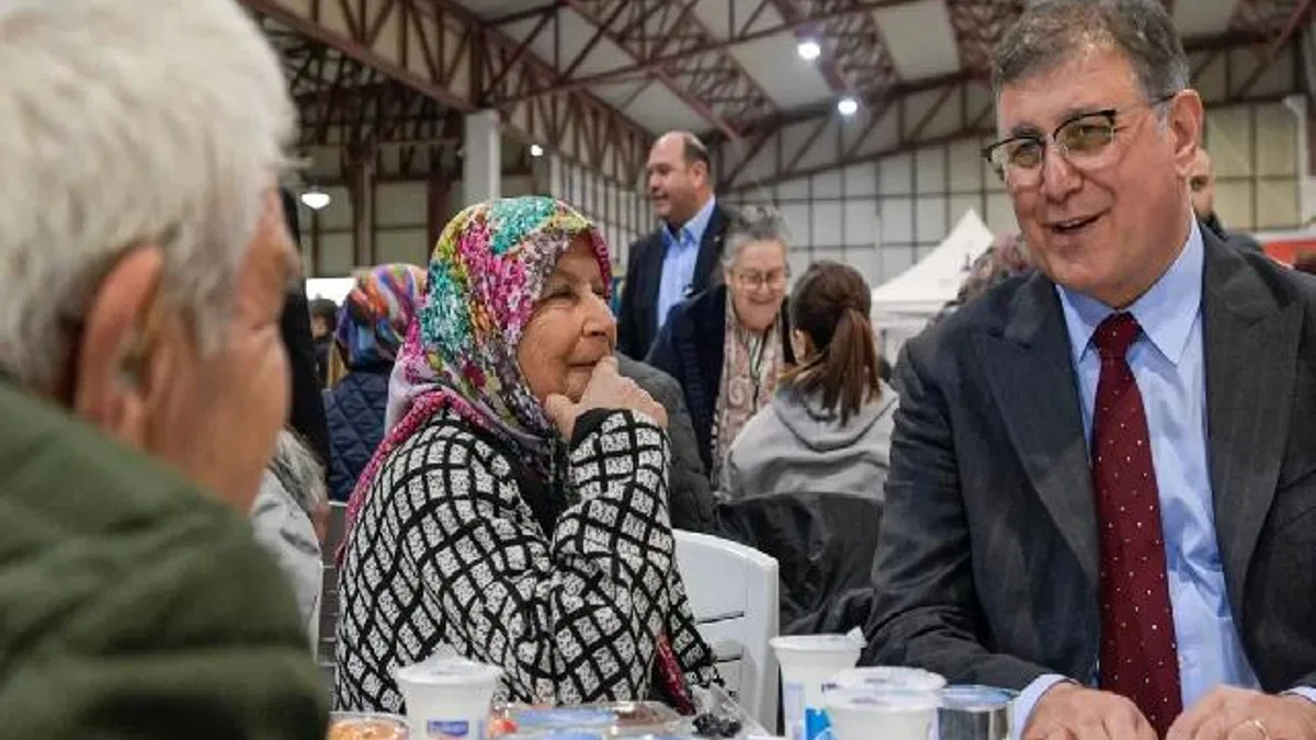 İzmir'de destek ve dayanışmayı büyüyor