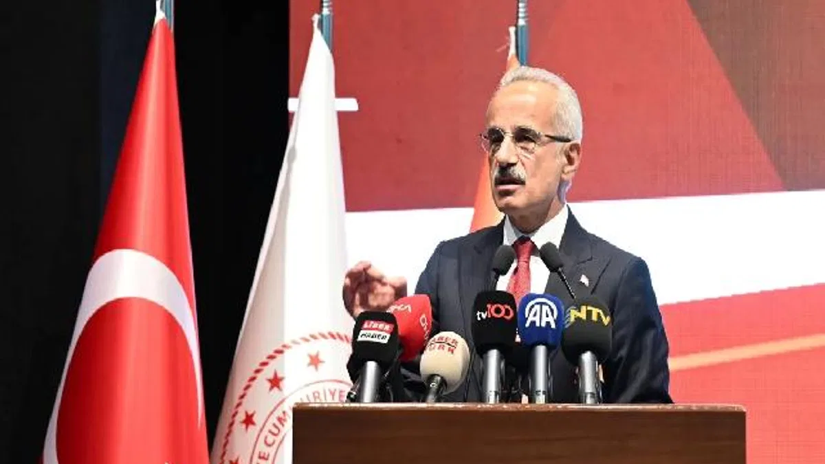 Bakan Uraloğlu: Depremde ulaşım yapılarımız hasar görmedi