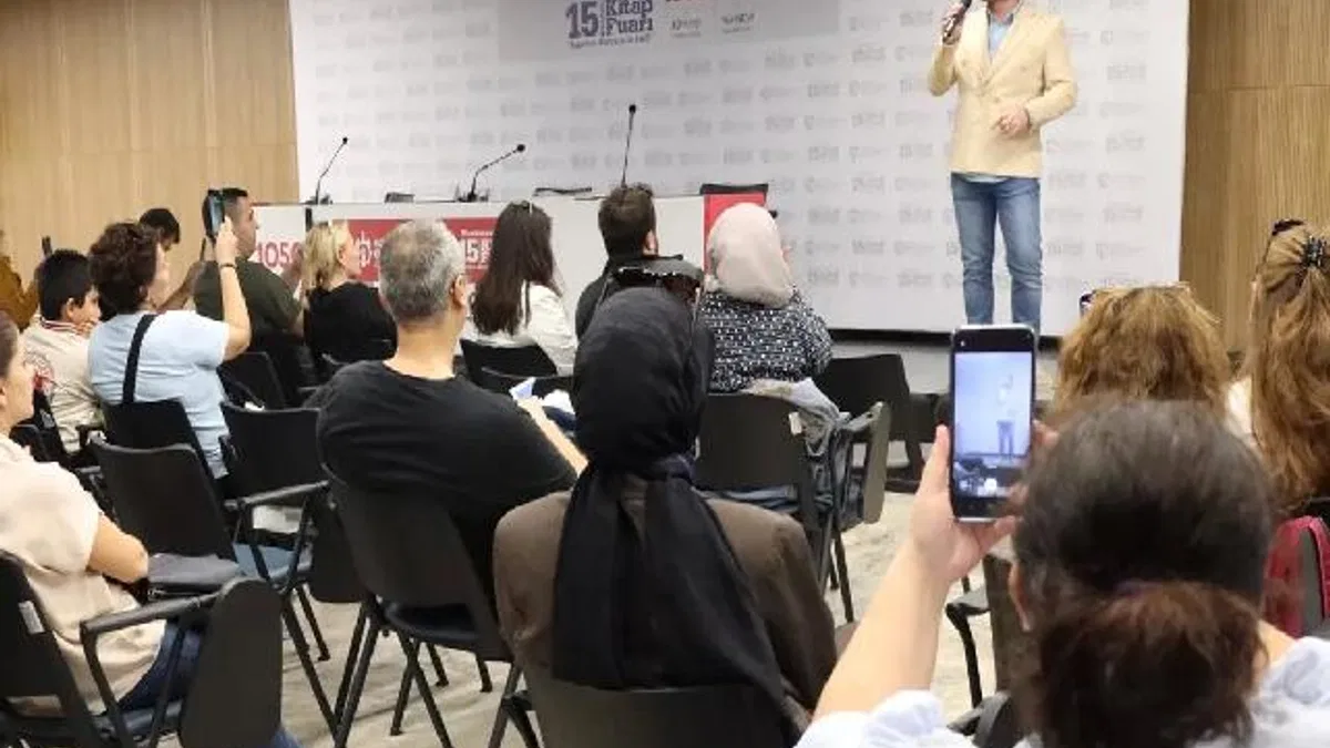 Uğur Arslan’dan Kocaeli'de şiirli buluşma