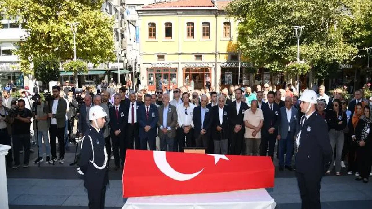Trabzon’un eski belediye başkanı son yolculuğuna uğurlandı