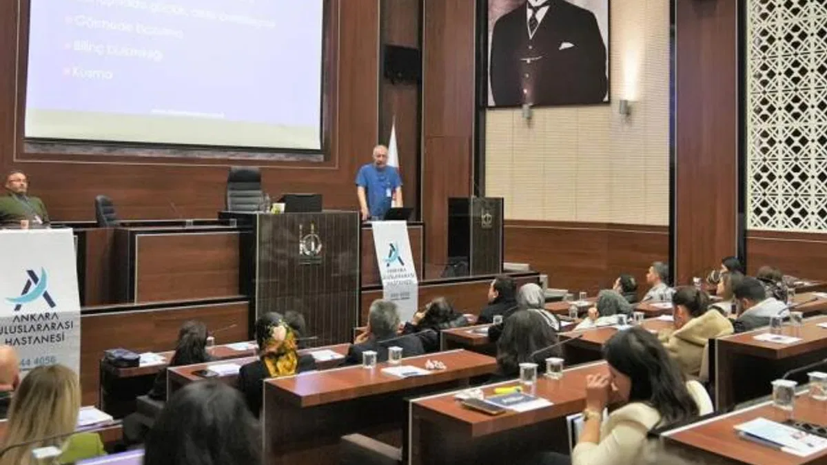 Ankara Keçiören'de belediye personeline sağlık bilinçlendirmesi