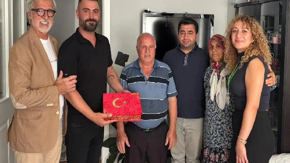 Kıbrıs Gazilerine İzmit Belediyesi'nden anlamlı ziyaret