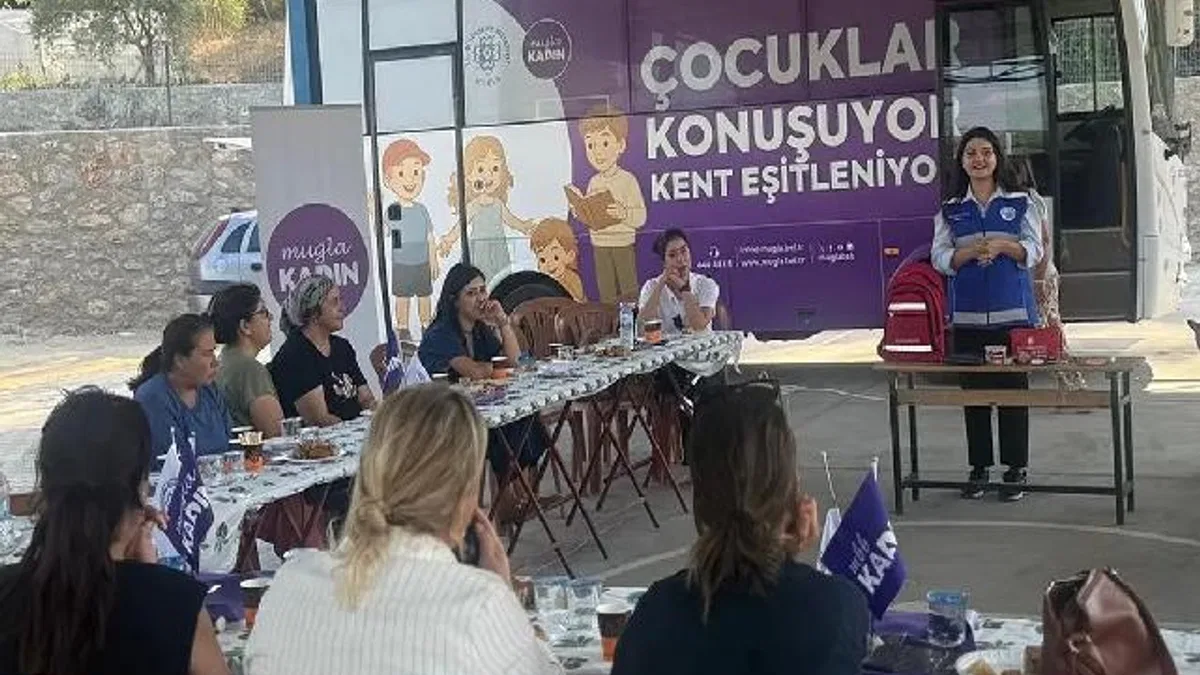Muğla'da 'Gezici Da(Ya)Nışma Otobüsü' yollarda