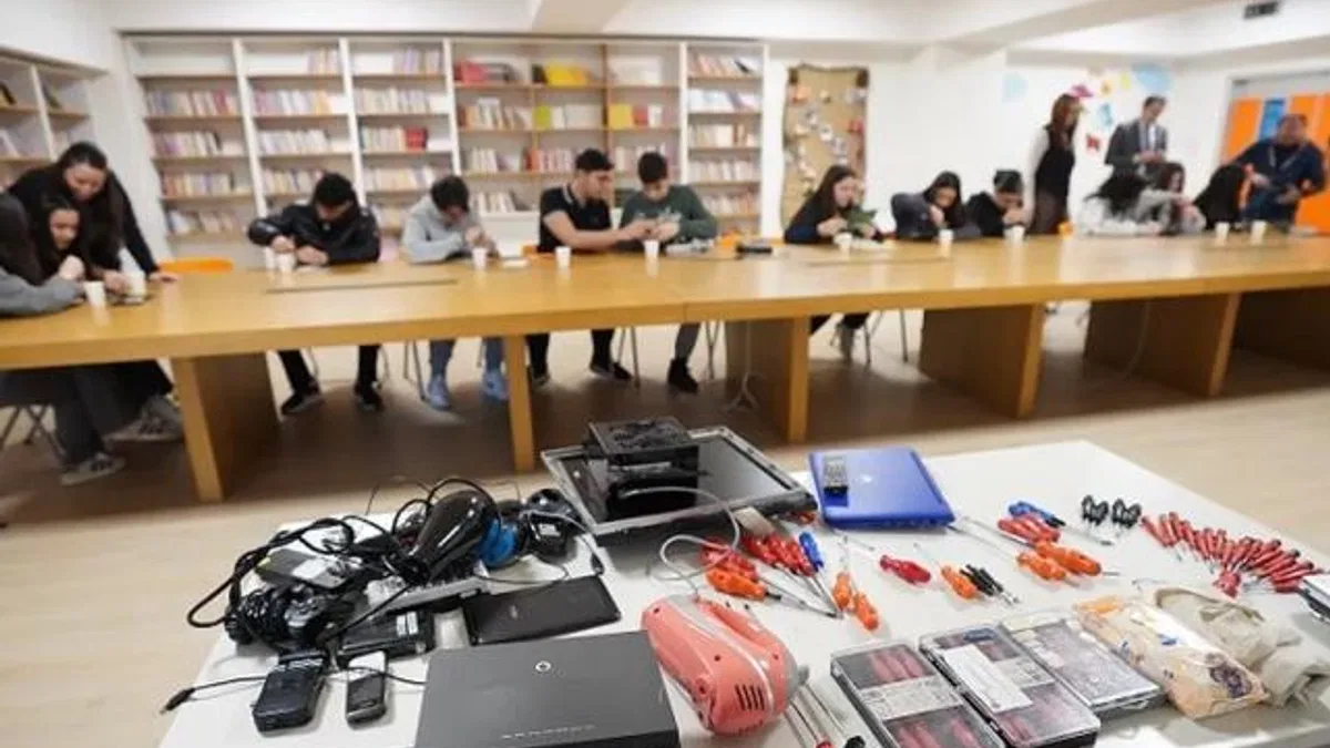 İstanbul Beylikdüzü’nde öğrencilere elektronik atık eğitimi