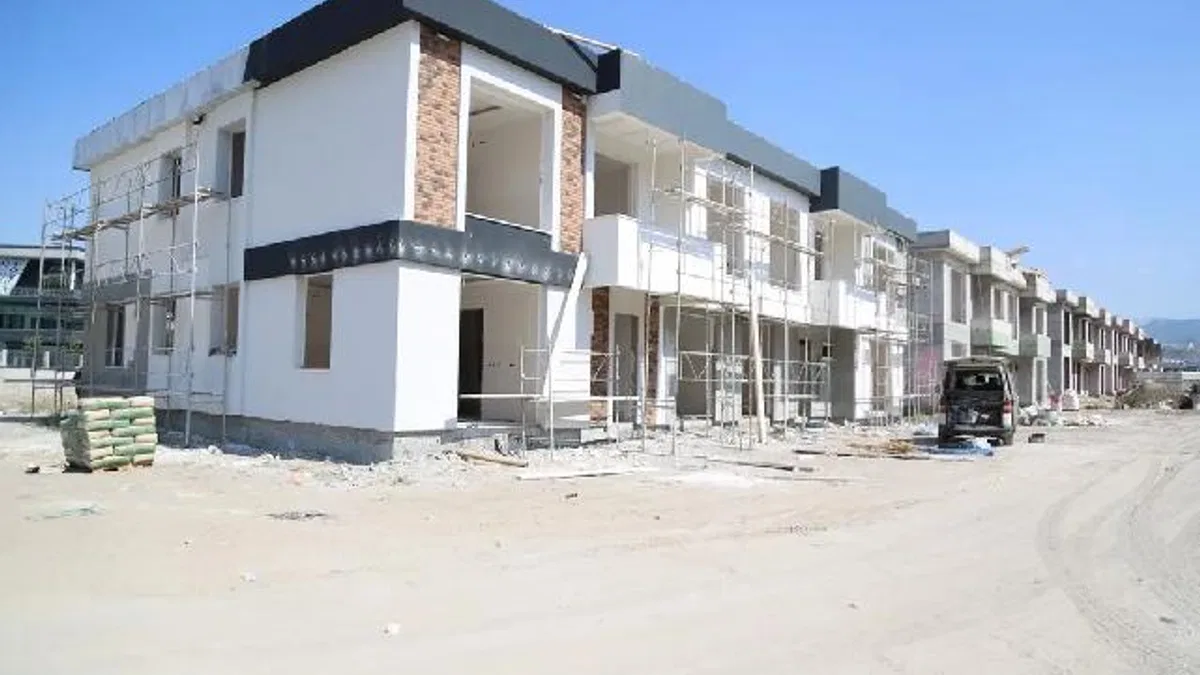 Kayseri Melikgazi Altınoluk'ta evler hızla yükseliyor