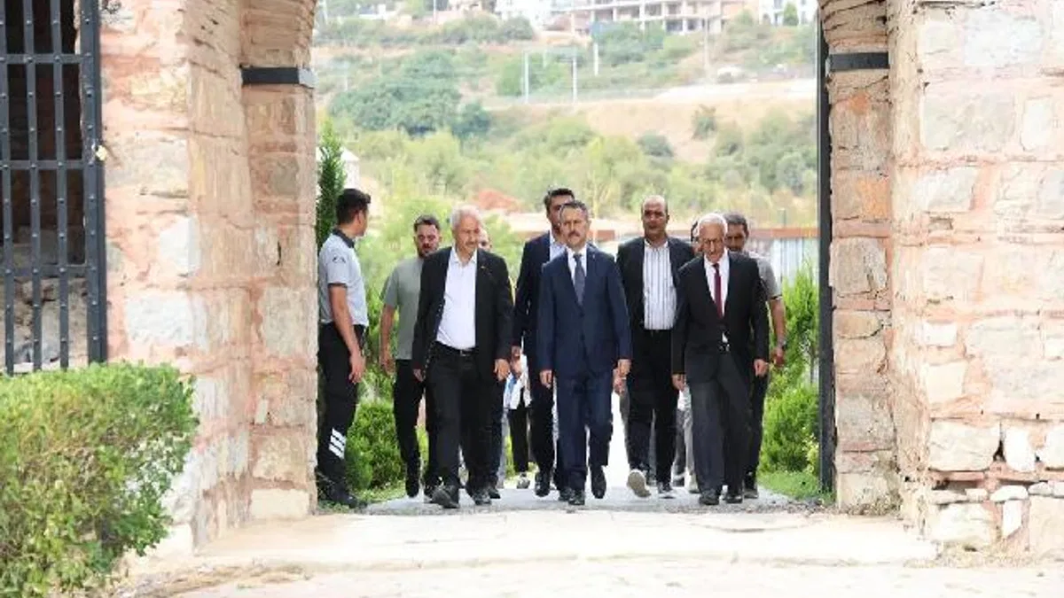 Kocaeli Valisi Aktaş'tan Eskihisar Kalesi ve Osman Hamdi Bey Müzesi’ne inceleme