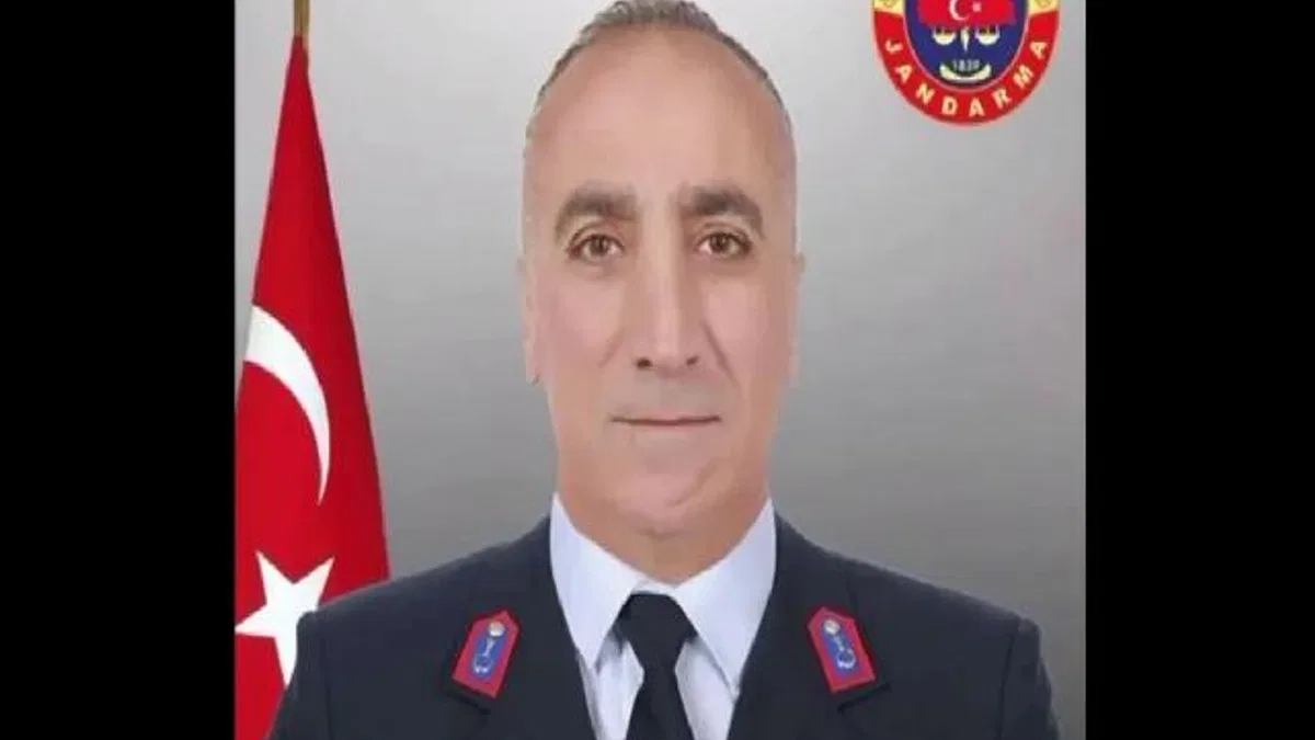 Bakan Yerlikaya'dan şehit Jandarma Uzman Çavuş Şükrü Taş için taziye