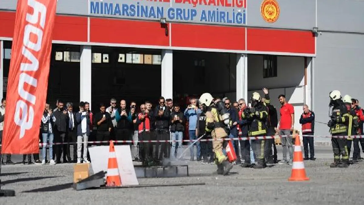 Kayseri Büyükşehir'den lityumlu yangın tatbikatı
