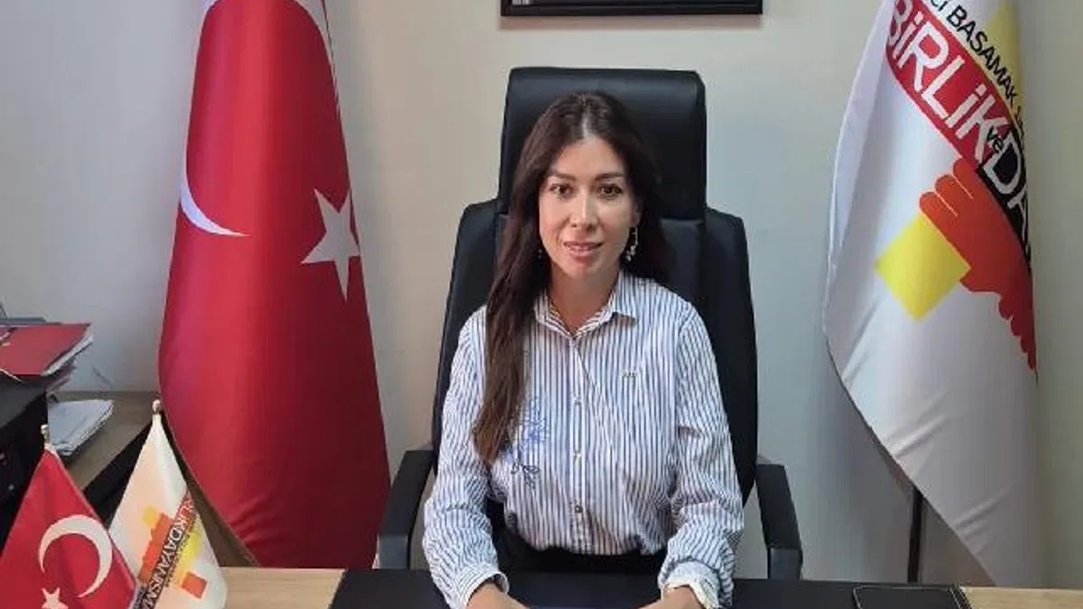 Aşıla uygulamasına zorunluluk tepkisi! Aile Hekimliği verilerinin telefona indirilmesi riskli!
