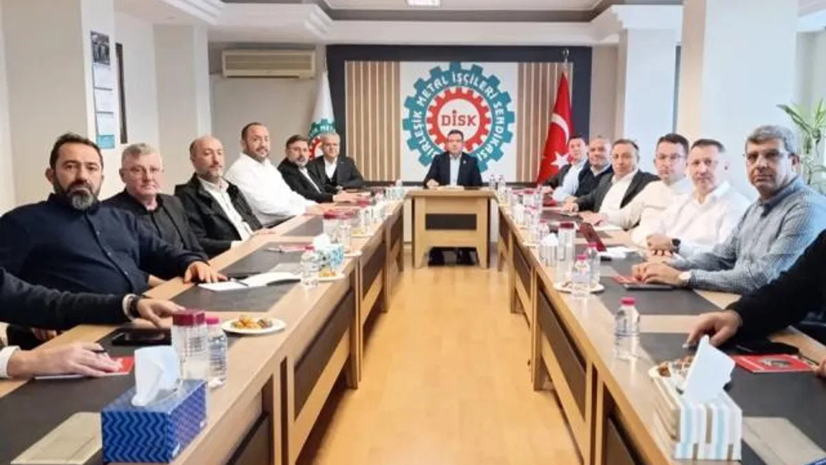 DİSK'ten MESS'e karşı eylem takvimi belli oldu