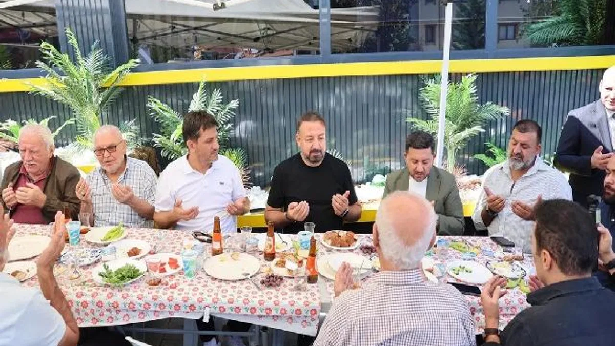 Rasim Arı'dan esnaf ziyaretleri