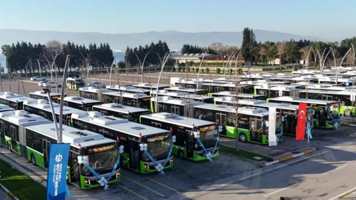 Kocaeli'nin ulaşım filosuna 68 otobüs takviye