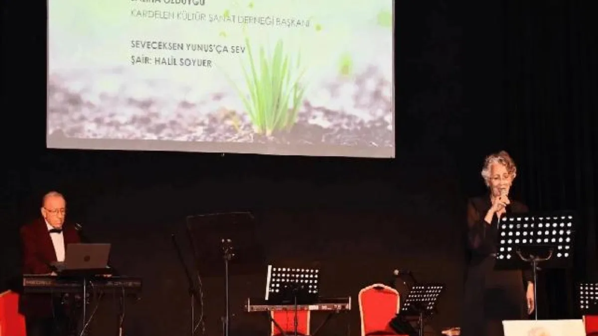 Balıkesir’de söyleşi ve anma gecesi yoğun ilgi gördü