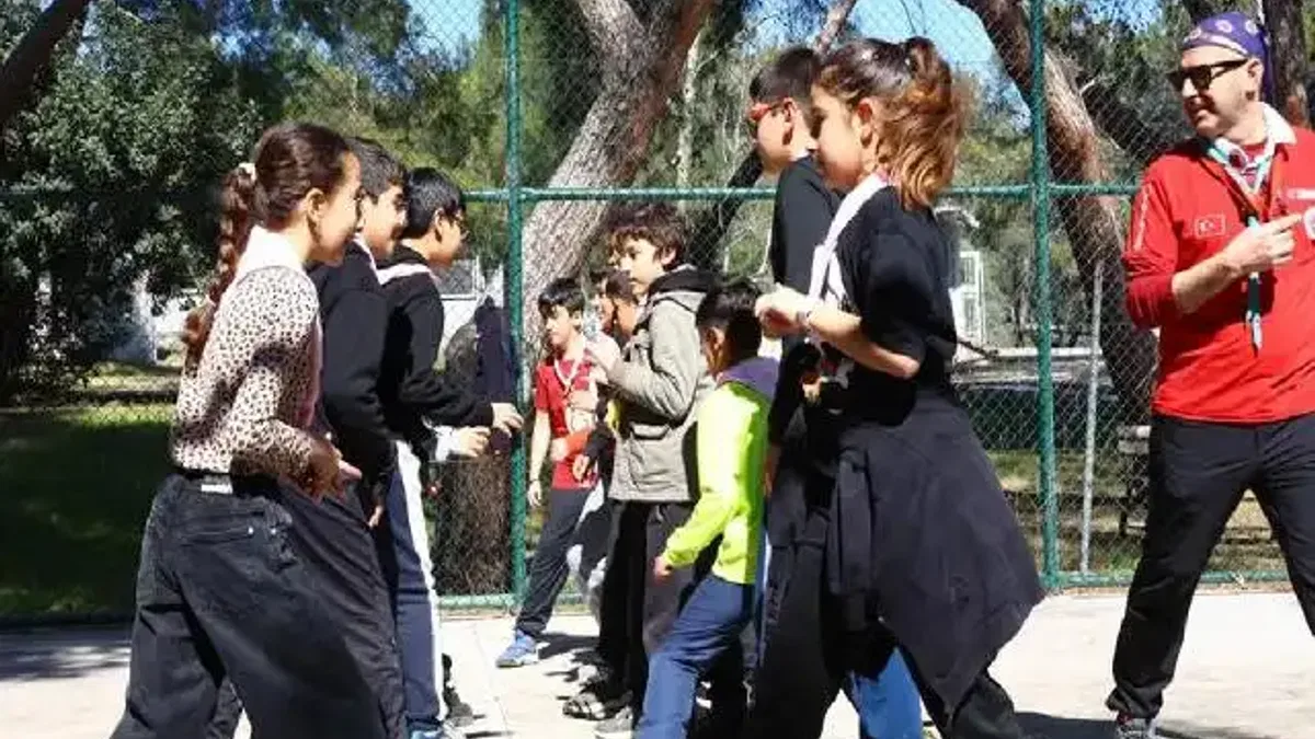 Antalya Büyükşehir izcilik eğitim programı başladı