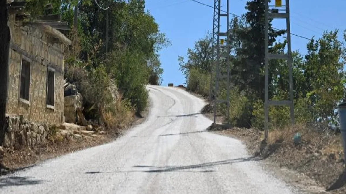Mersin Çömelek Mahallesi’nde tarihi asfalt sevinci