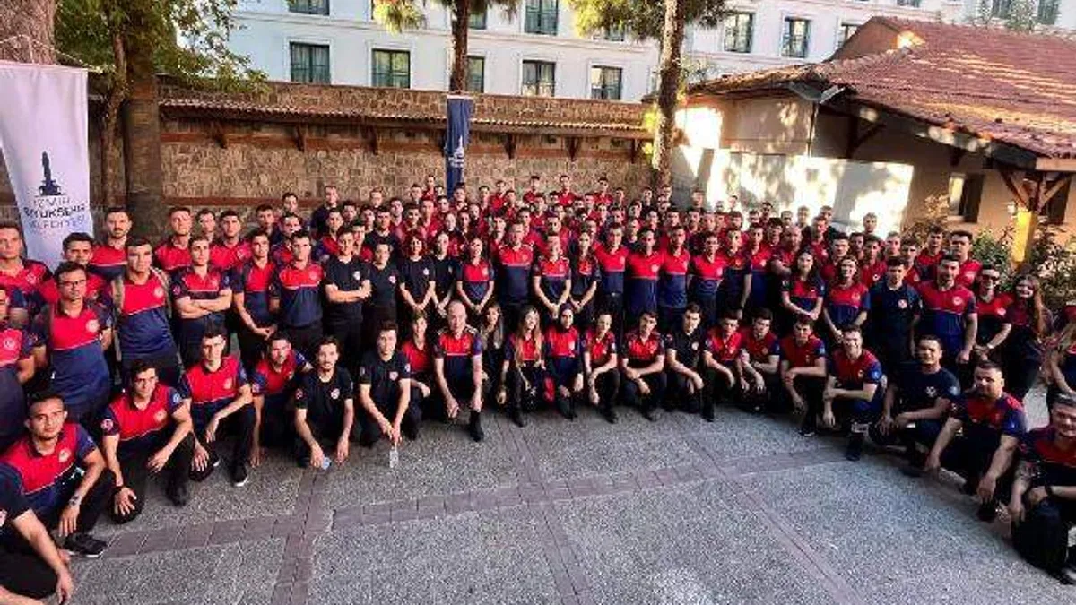 İzmir’in emektarları genç meslektaşlarıyla buluştu