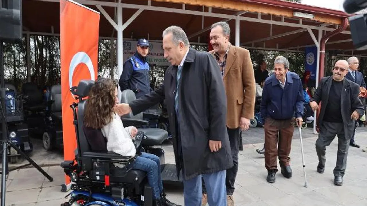 Mustafa Yalçın'dan 'Engelliler Günü' mesajı