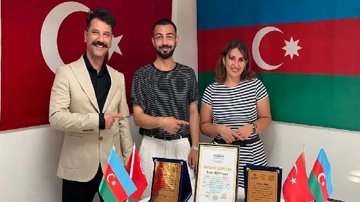 Azerbaycan Bakü'den Manisa'ya iki ödül