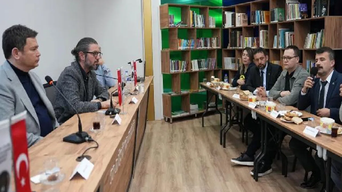 Başkan Erkan Aydın TR Düşünce Kulübü'ne konuk oldu