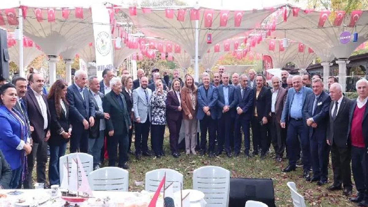 KAR-DER kahvaltısı, dostluk ve dayanışmanın simgesi oldu