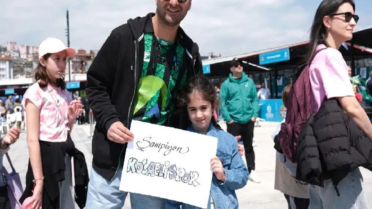 23 Nisan şenliğinde 'Şampiyon Kocaelispor' vurgusu