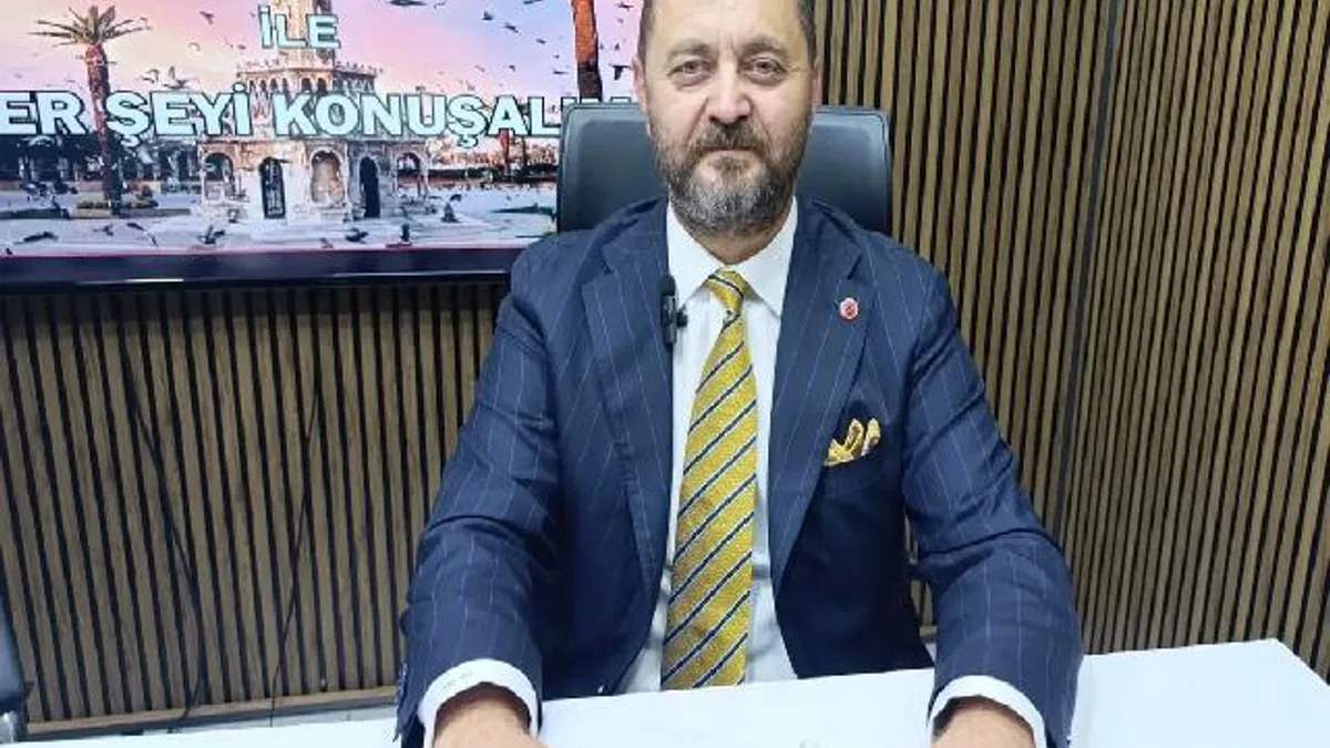 İzmir'de AK Parti'li Ünal’dan Karşıyaka Belediyesi’ne sert eleştiri