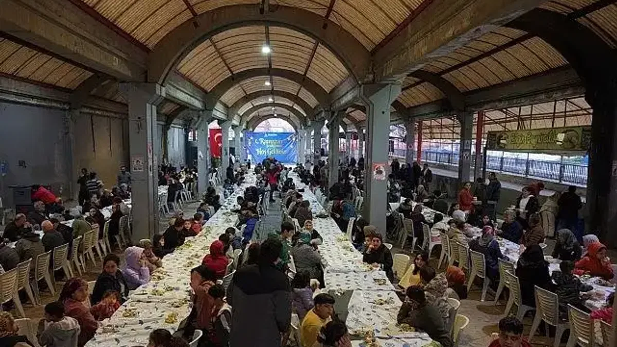 Bayraklı'da Ramazan bereketi