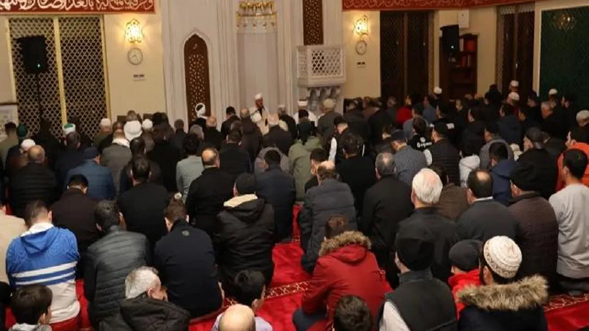 Bursa İnegöl'de Hafız Fatih Kaya gönülleri mest etti
