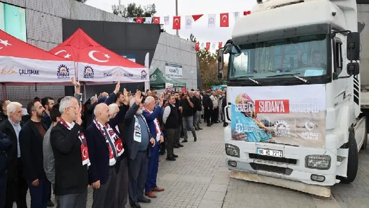Gebze'den 10 tır Sudan'a uğurlandı