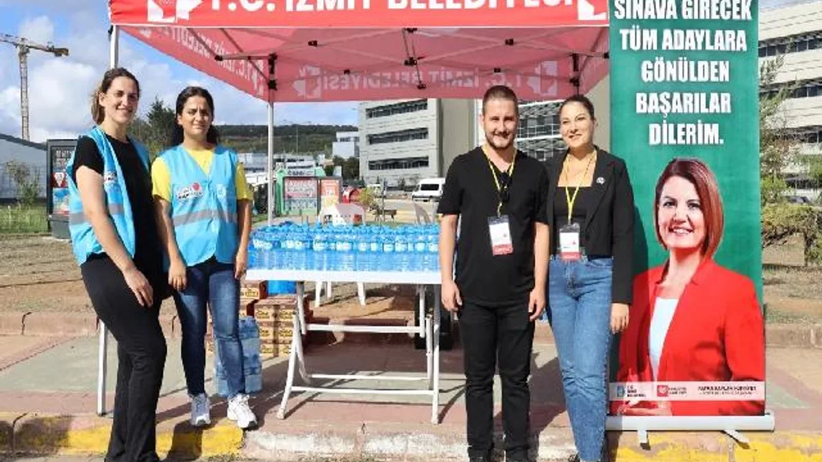 İzmit Belediyesinden KPSS adaylarına destek