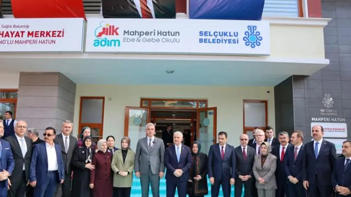 Konya Selçuklu'dan bir örnek proje daha...  İlk Adım Ebe Gebe Okulu faaliyete geçti