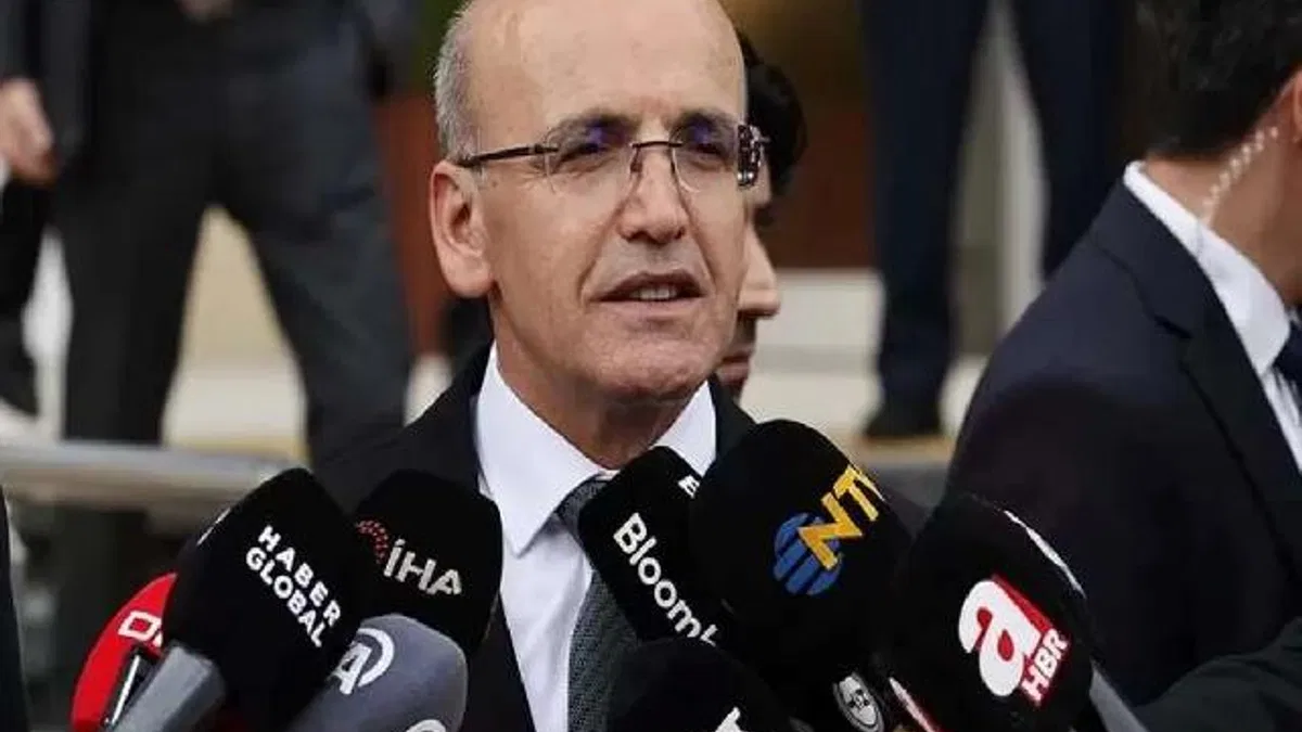 Bakan Şimşek: TL'ye güven bir adım daha arttı