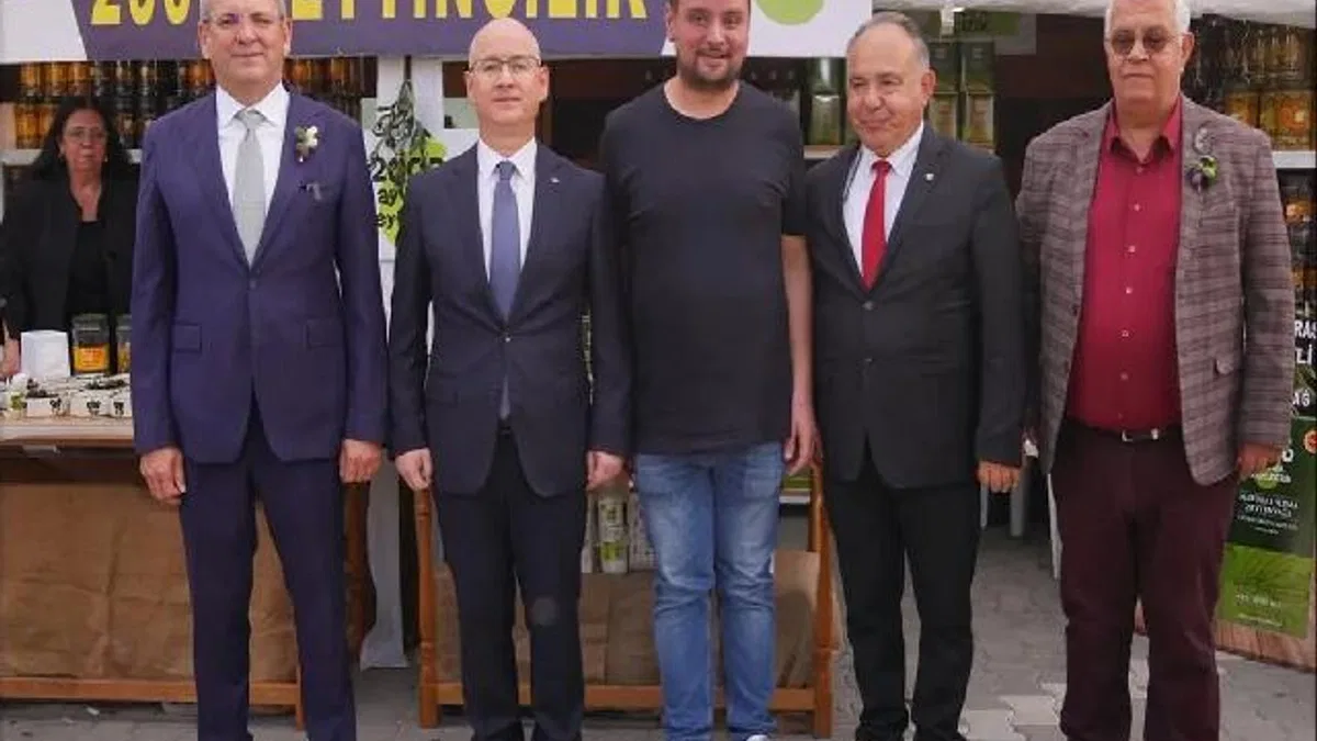 Zeytin ve Zeytinyağı Büyük Festival Pazarı açıldı