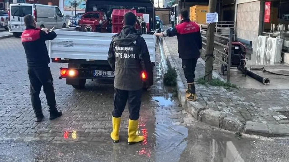 İzmir'de erken önlemler taşkını önledi