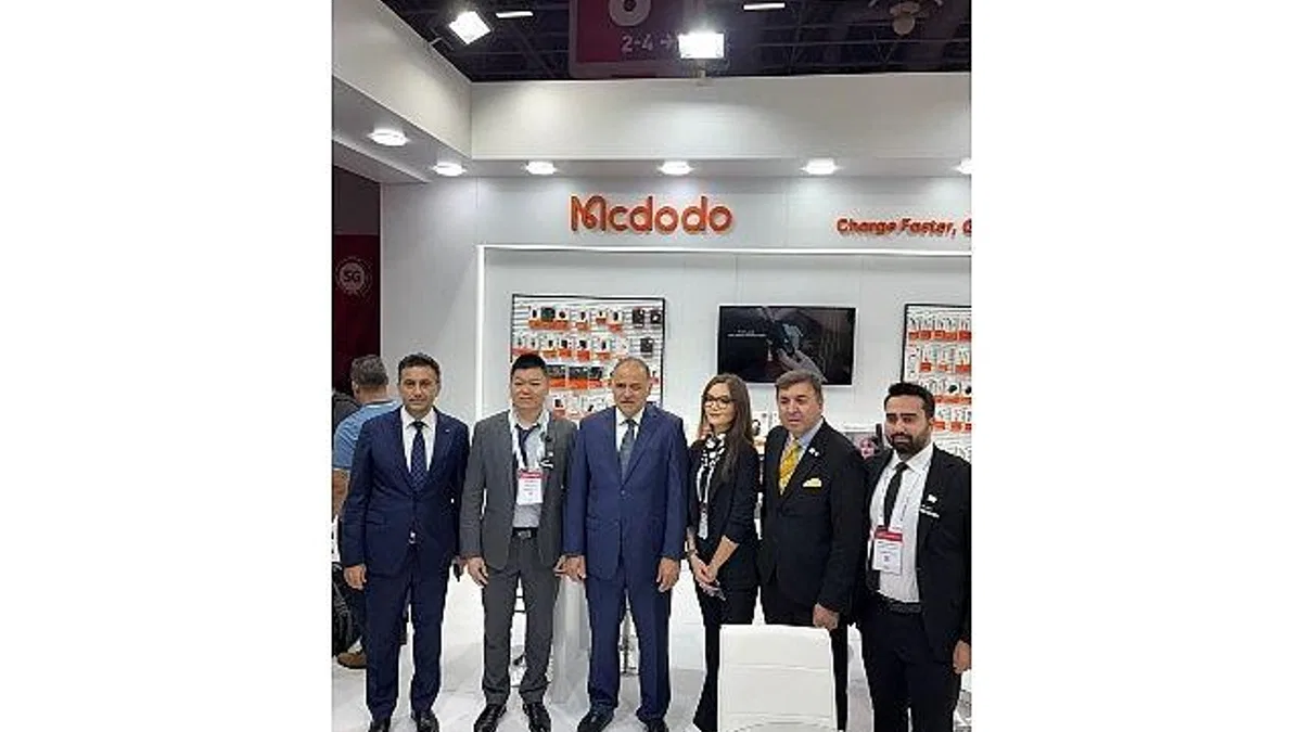Anlık çeviri yapan yapay zekalı kulaklık Türkiye'de