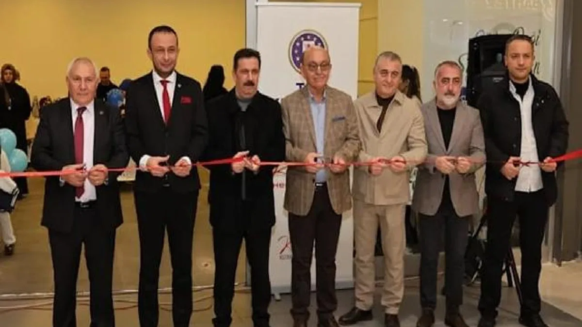 Kütahya’da yöresel lezzetler ve el sanatları görücüye çıktı