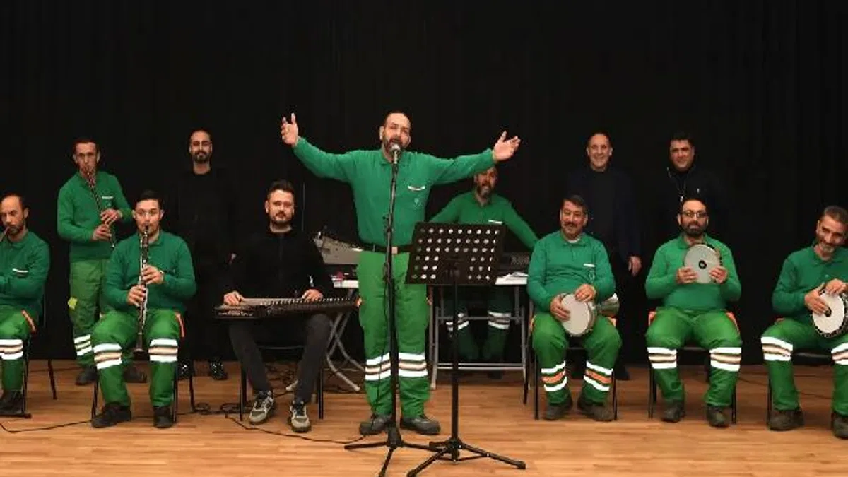 Bursa'da temizlik işçileri kurdukları orkestra ile konser verecek