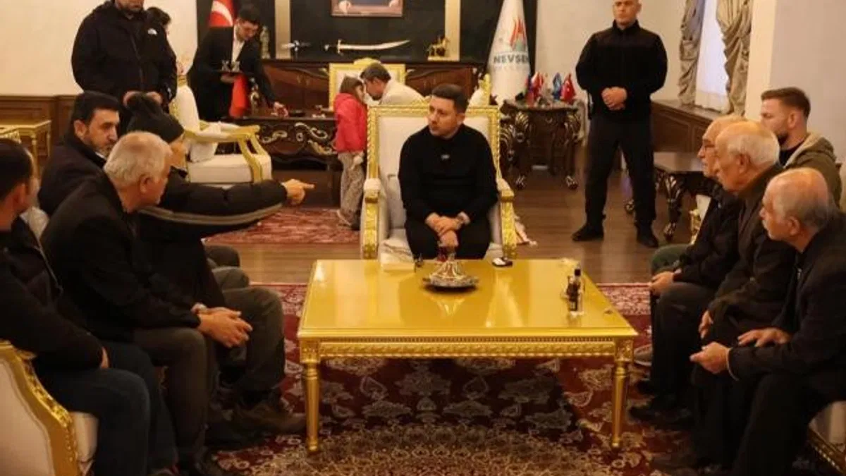 Nevşehirliler makamında Başkan Arı'yla buluştu
