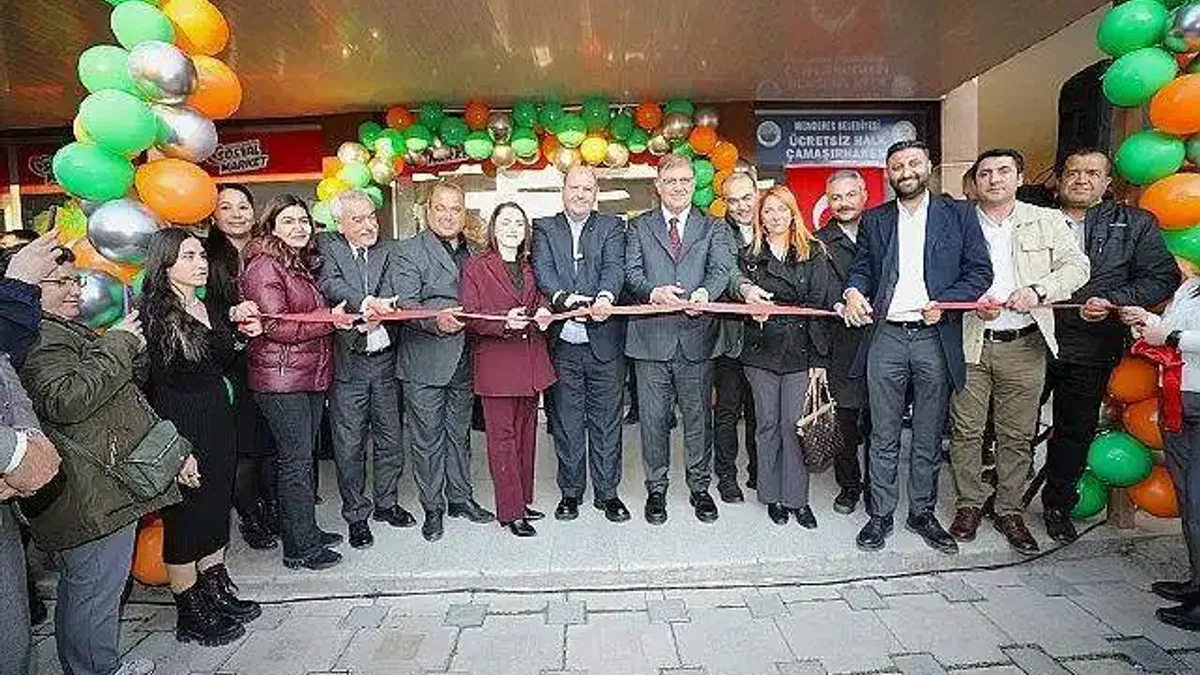 Menderes'te Sosyal Market ve Ücretsiz Çamaşırhane Kapılarını Açtı