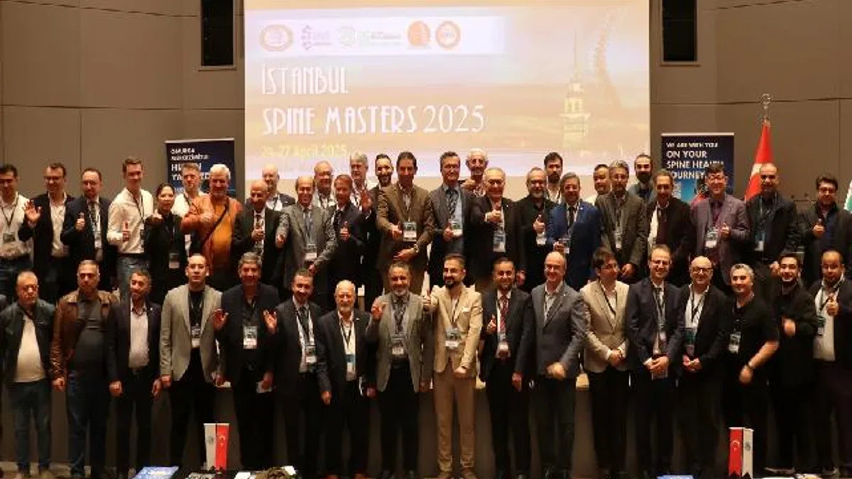 Dünyaca ünlü omurga uzmanları İstanbul’da buluştu