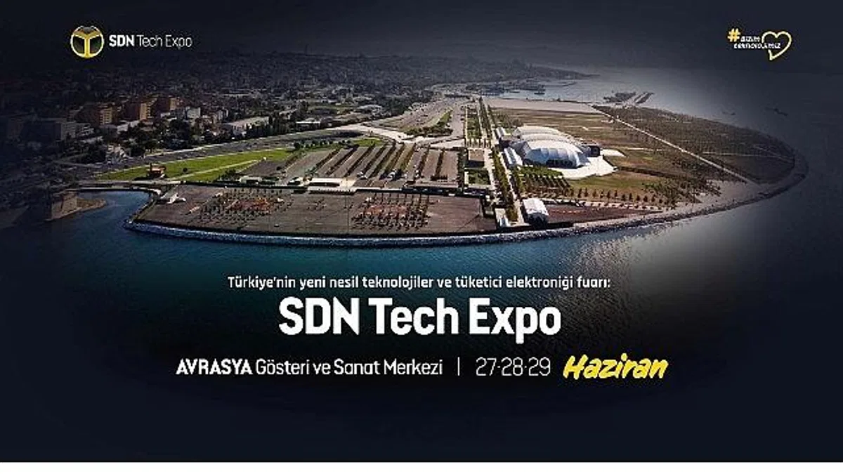 Türkiye'nin İlk İnsanlı Uçan Arabası AirCar, SDN Tech Expo'da