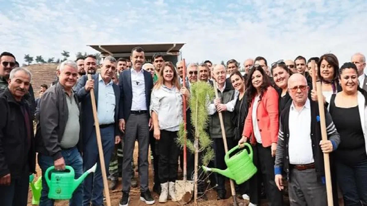 Denizli’de Muhtarlar Günü fidanlarla kutlandı